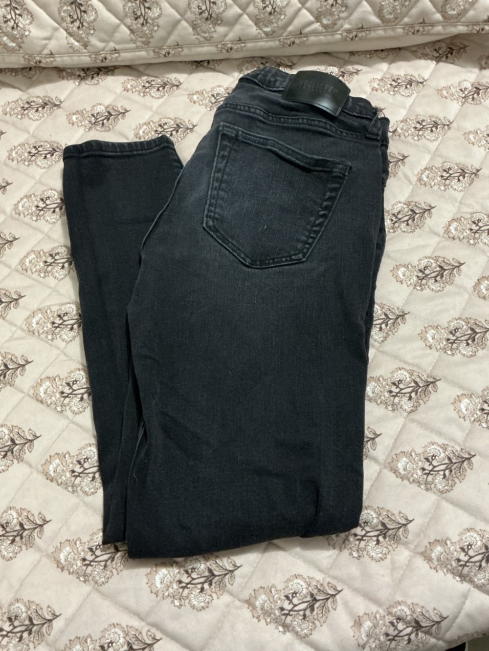 Hollister Men’s  Black Skinny Jeans